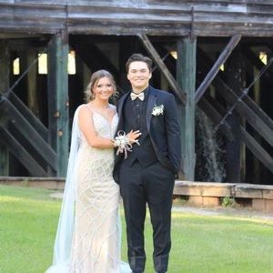 Meet your Posher, Haylee